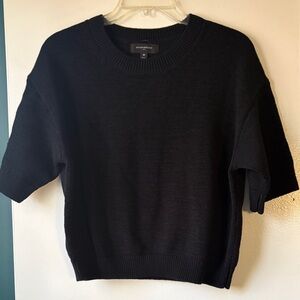 Banana Republic Women’s Black Crop Sweater M